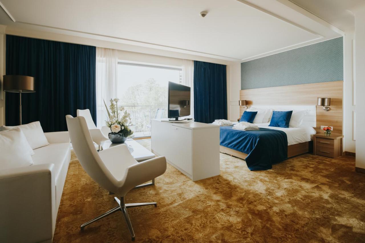 Hotel Sulkowski Conference Resort Boguszyn  Екстер'єр фото