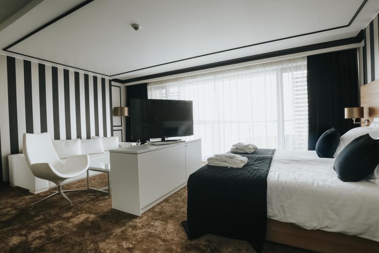 Hotel Sulkowski Conference Resort Boguszyn  Екстер'єр фото